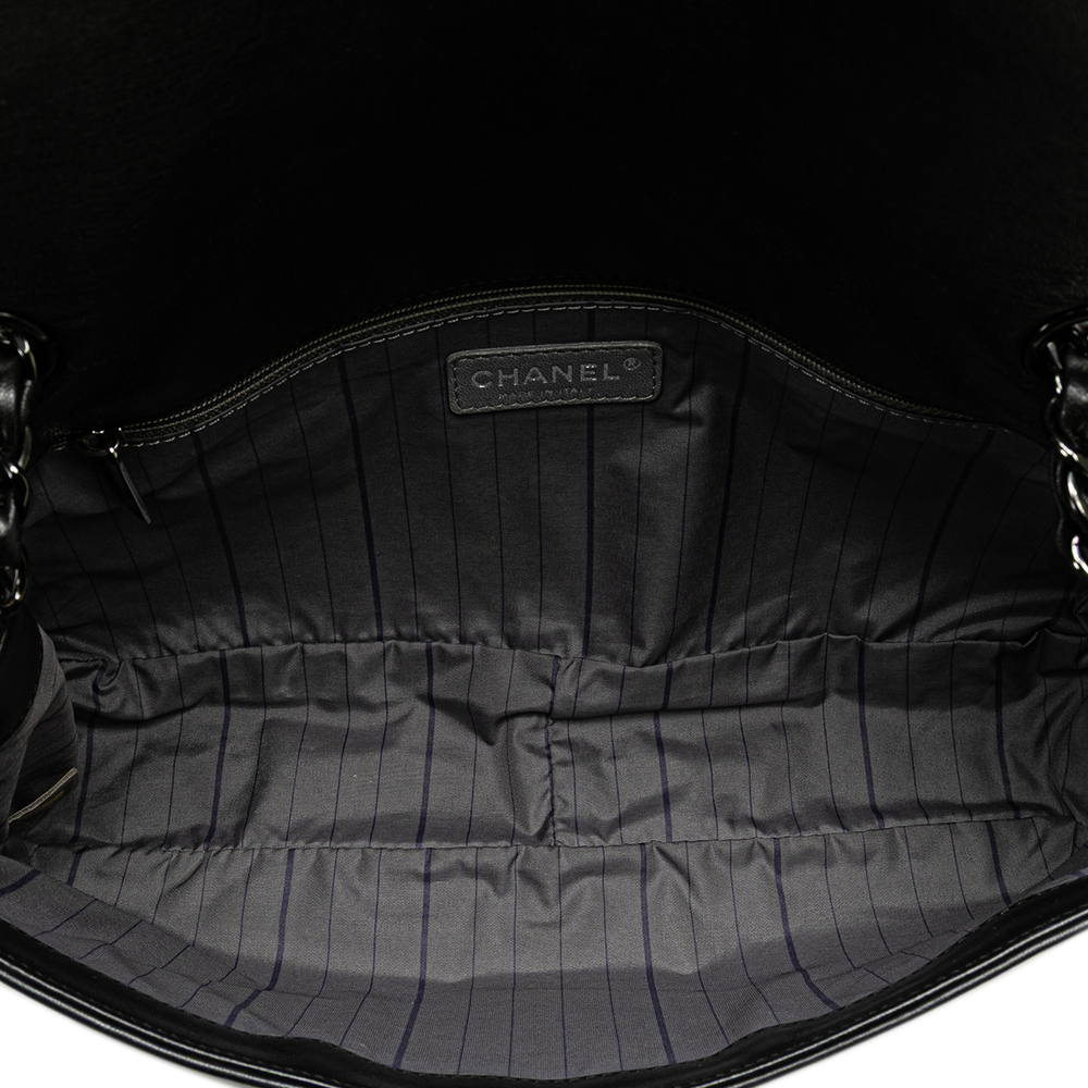 Pre-Loved Chanel CC Studded Lambskin East West Flap - Picture 4 of 12